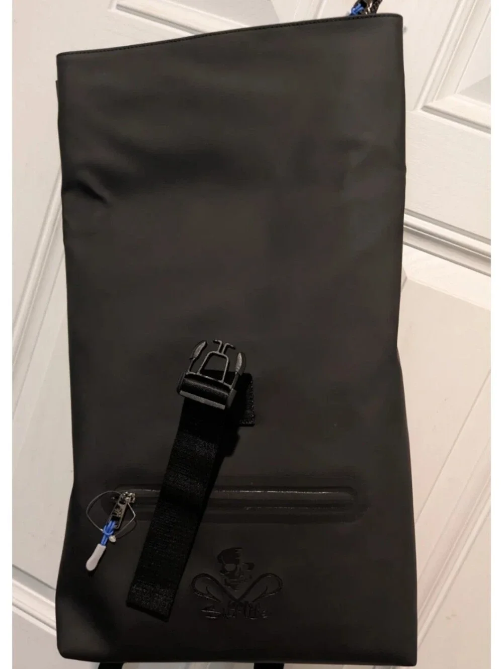 Salt Life Backpack With Blue Accents Hamelin Black Sl104955 NWT